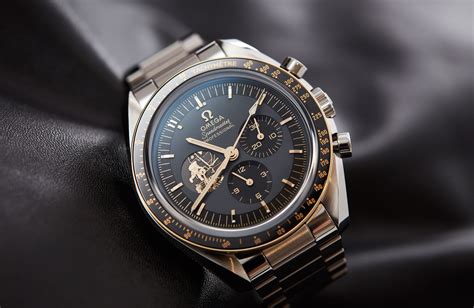 omega speedmaster leather 11 aniversarie|omega apollo 11.